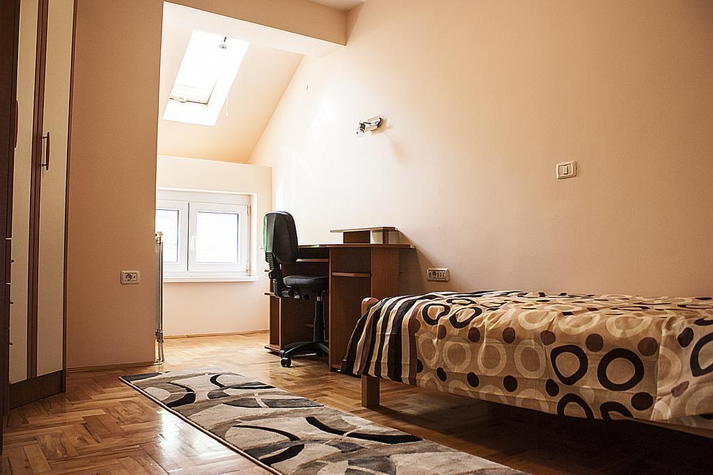Apartments Skopje Downtown מראה חיצוני תמונה